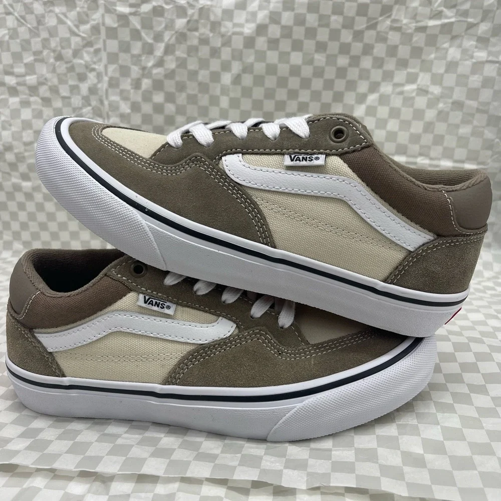 Vans Men’s Rowan
Walnut Sneakers 
VN0A5JIC1NU Tan and White Sneakers - Picture 15 of 16
